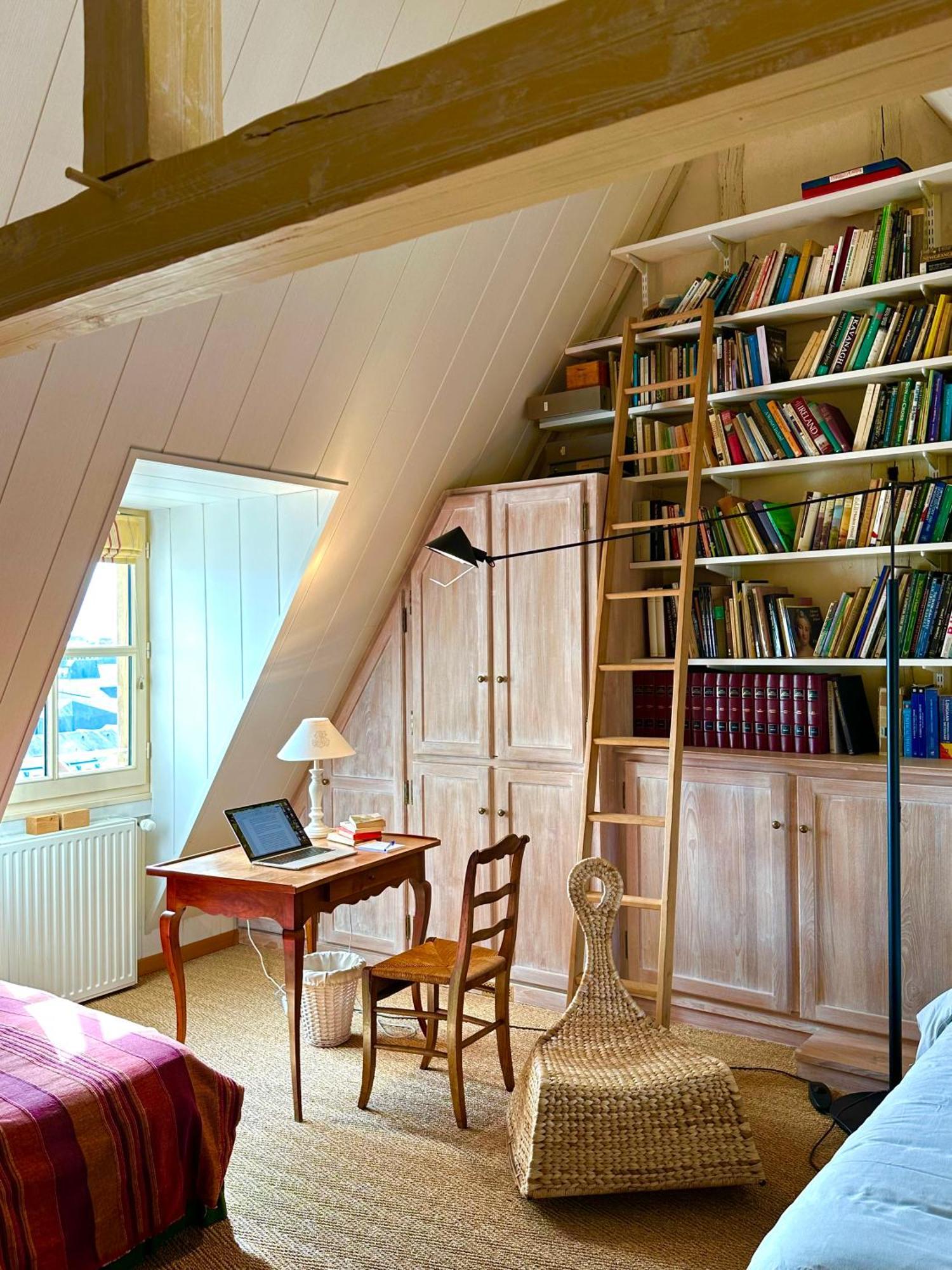 Logis Saint-Flaceau เลอม็องส์ ภายนอก รูปภาพ